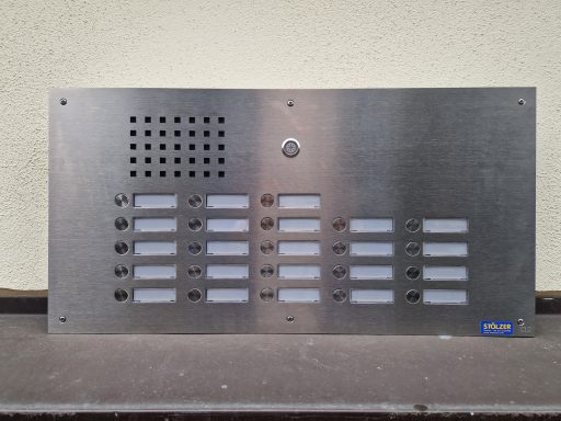 Klingeltableau TCS Klingelanlagen Modernisierung und Reparatur.
